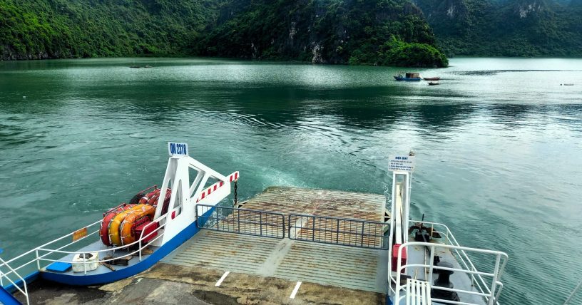 Tuan Chau - Cat Ba ferry